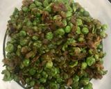 A picture of step 2 of Bharwan Tikki.
