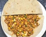 A picture of step 7 of Pizza paratha.