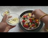 चीजी पैन पिज़्ज़ा (Cheesy pan pizza recipe in Hindi) रेसिपी चरण 6 फोटो