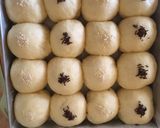 Foto langkah ke 6 dari resep Roti Sobek.