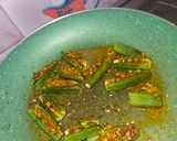 A picture of step 3 of Achari bhindi.
