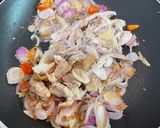 Foto langkah ke 2 dari resep 13. AYAM SUWIR SAMBAL MATAH.