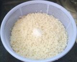 Hình bước làm 1 của món Xôi lạp xưởng