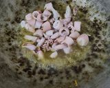 Foto langkah ke 2 dari resep Tumis Cumi Asin.