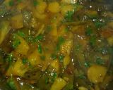A picture of step 10 of Aloo aur seem ki sabji.
