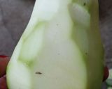 A picture of step 1 of Papaya chutney.