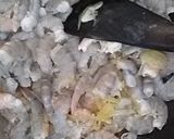 Foto langkah ke 2 dari resep Udang saus tiram.