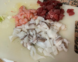 Foto del paso 2 de la receta: Fideuà con atún rojo y gambita ”rota”