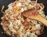 Foto langkah ke 3 dari resep Bihun Goreng Ayam.