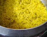 गुजराती वघारेली खिचड़ी (मूंग दाल से) रेसिपी चरण 3 फोटो