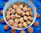 बाजरीच्या पिठाची मठरी (Bajrichya Pithachi Mathri Recipe In Marathi) रेसिपी स्टेप 3 फोटो 