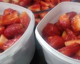 A picture of step 3 of Frozen Strawberry.