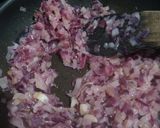 Foto del paso 3 de la receta: Varenikes de Papa y cebolla morada