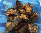 รูปขั้นตอนการทำที่ 1 ของ ผัดเผ็ดปลาดุกกรอบกับข้าวบุกผัดไข่ คีโต