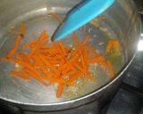 A picture of step 2 of Singapore rice.