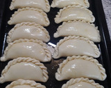 Foto del paso 3 de la receta: Empanadas de choclo cremoso "humita"😋