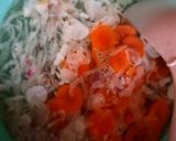 Foto langkah ke 3 dari resep Sayur Bening (Oyong Wortel & Soun Vermicelli).