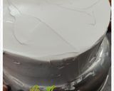 A picture of step 8 of Coloured Rosettes cake.