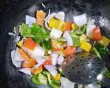 A picture of step 4 of Baby corn chilli.