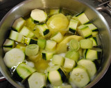 Foto del paso 2 de la receta: Crema de calabacín