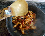 Foto del paso 10 de la receta: Fajitas de pollo con nopales y calabaza
