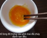 Hình bước làm 3 của món Lòng đỏ trứng gà cuộn phô mai