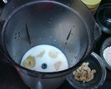 A picture of step 1 of Coffee Banana Oats Smoothie.
