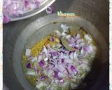 A picture of step 3 of Moti Pulao.
