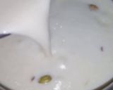 A picture of step 3 of Rice kheer.