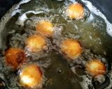 A picture of step 5 of Gulab Jamun with kesar Rabri.