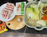 Hình bước làm 1 của món Mỳ jjambbong Hàn Quốc