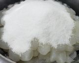 Hình bước làm 2 của món Đá me hạt đác rim thơm