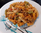 Foto del paso 3 de la receta: Pasta con carne picada y verduras