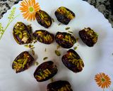 A picture of step 4 of Biscoff Stuffed Dates.
