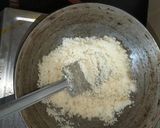 A picture of step 1 of Coconut Ladoo.