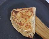 A picture of step 4 of Banana and Nutella tortilla wrap.