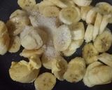Foto langkah ke 3 dari resep Roti Pisang Teflon.