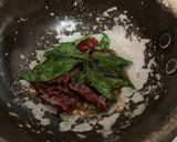 A picture of step 9 of Tayir Vada (South Indian style dahi vada).