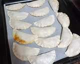 Foto del paso 4 de la receta: Empanadillas de caballa, pimiento del piquillo y huevo duro