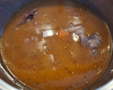 Foto del paso 3 de la receta: Carrillera en salsa con patatas