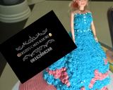 A picture of step 3 of Princess castle cake.