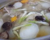 Hình bước làm 2 của món Mì rau củ nấu thập cẩm