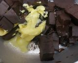 Foto langkah ke 2 dari resep Coklat Cornflake.