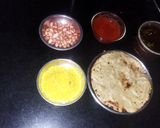 A picture of step 1 of Milet Rotis Bhel.