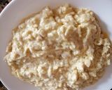 Foto del paso 2 de la receta: Empanada de pollo, bechamel y queso