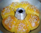 Foto langkah ke 9 dari resep Pumpkin Soft Bread.