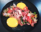 Foto langkah ke 4 dari resep Telur Dadar Kornet.