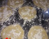 A picture of step 2 of Crispy samosas.