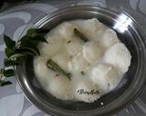 A picture of step 8 of Coconut Kadhi Idli.
