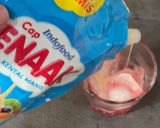 Foto langkah ke 2 dari resep Es Soda Gembira simpel dan mudah.